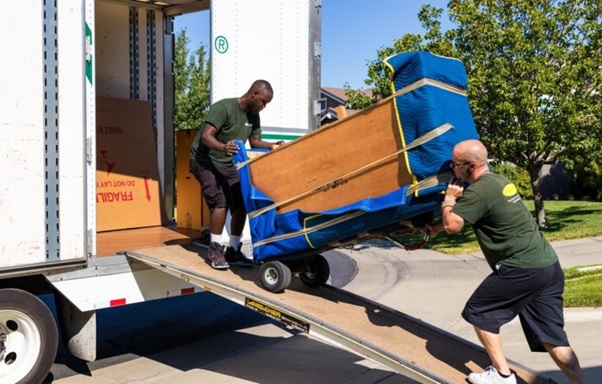 Why You Should Hire Professional Movers For relocating process?