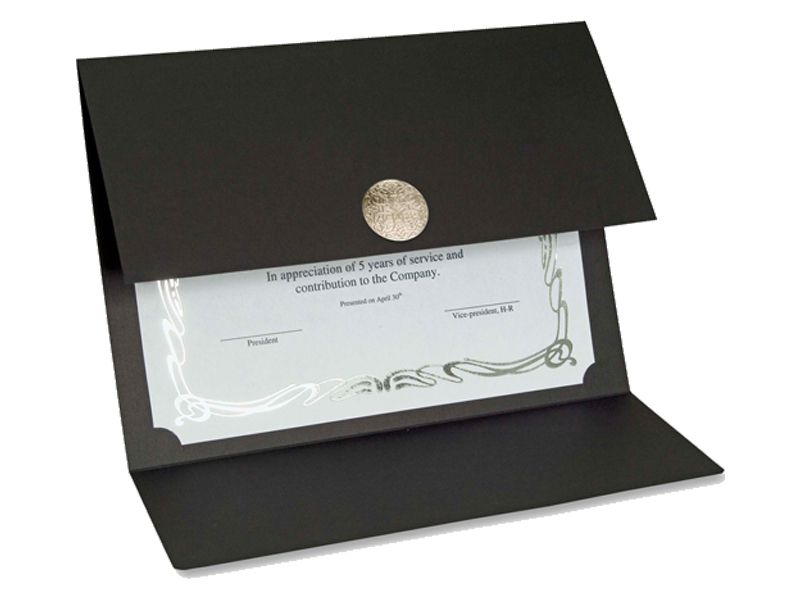 Custom Gift card Boxes are available at cheap pricesd