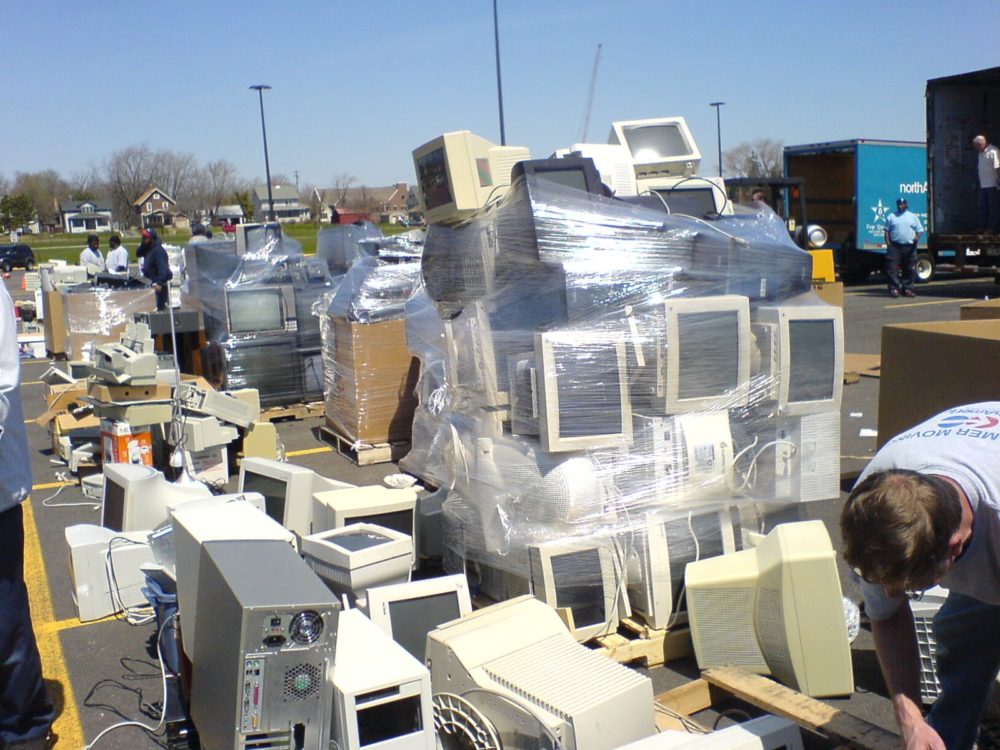How Does E- Waste Recycling Working