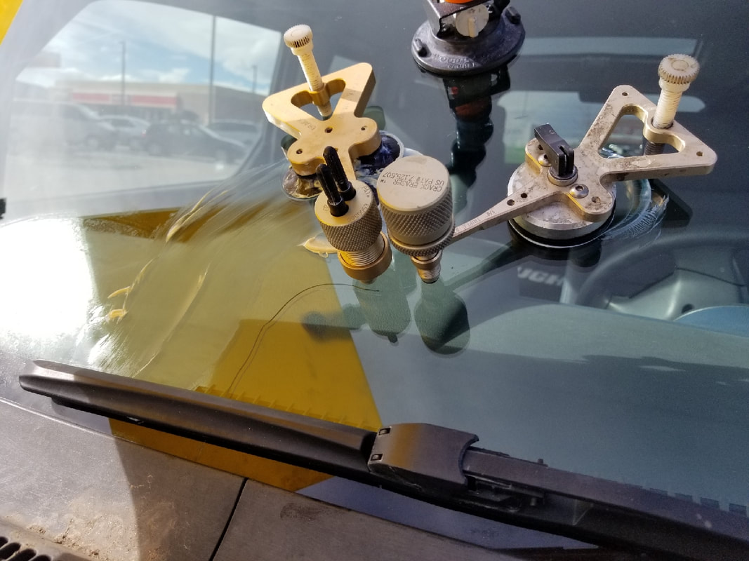 Why it is so vital to hire a professional to fix your car windshield?