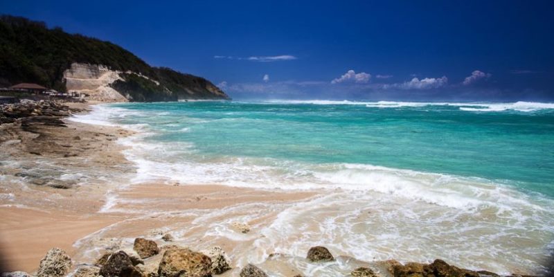 Wisata pantai Pangandaran yang unik dan menawan di Jawa Barat 