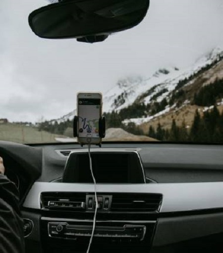 Rideshare In Kelowna with Uride