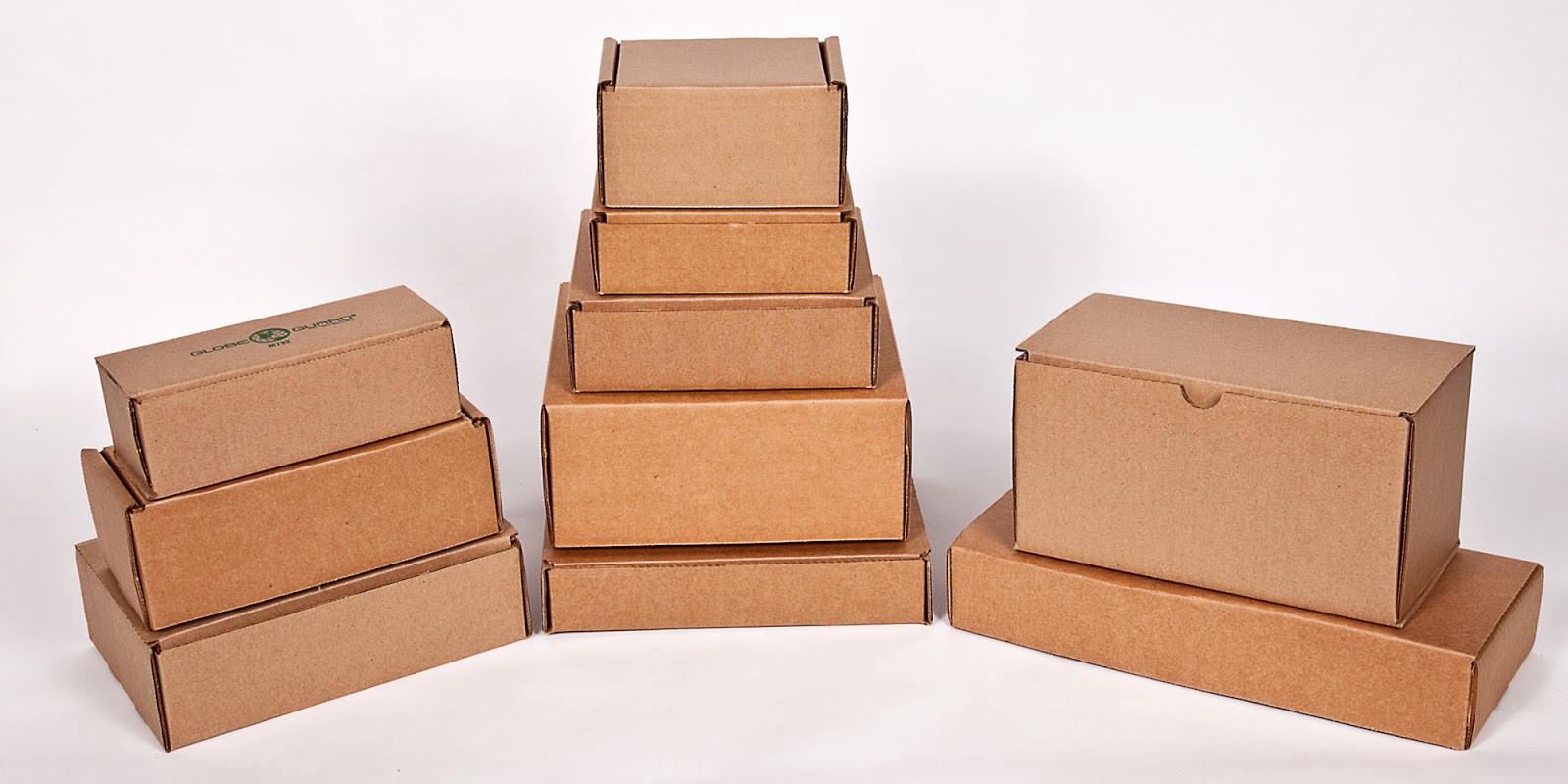 Easy to design Custom Mailer Boxes for all types of products.
