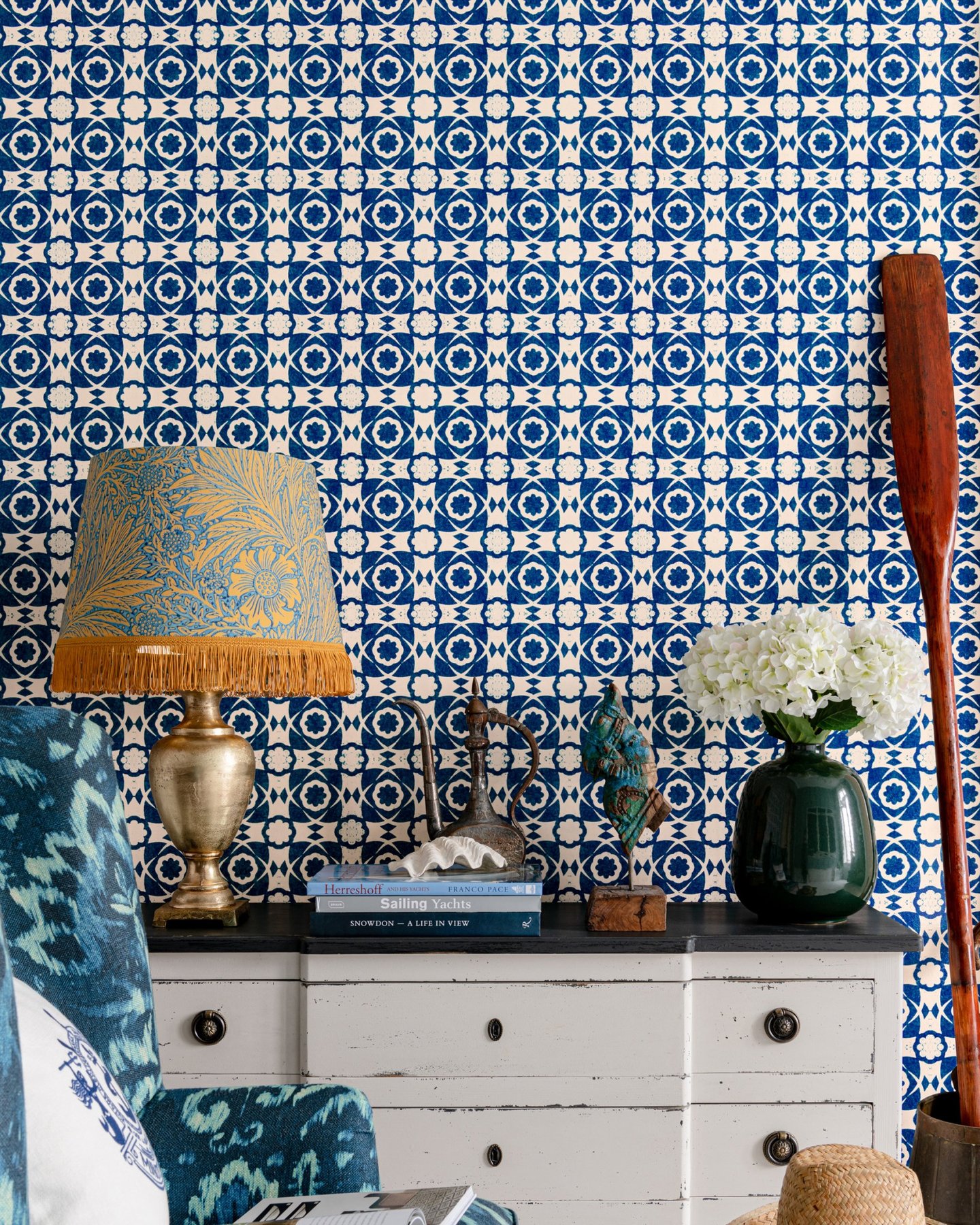 Brighten Up Your Living Space With The Tile Wallpaper