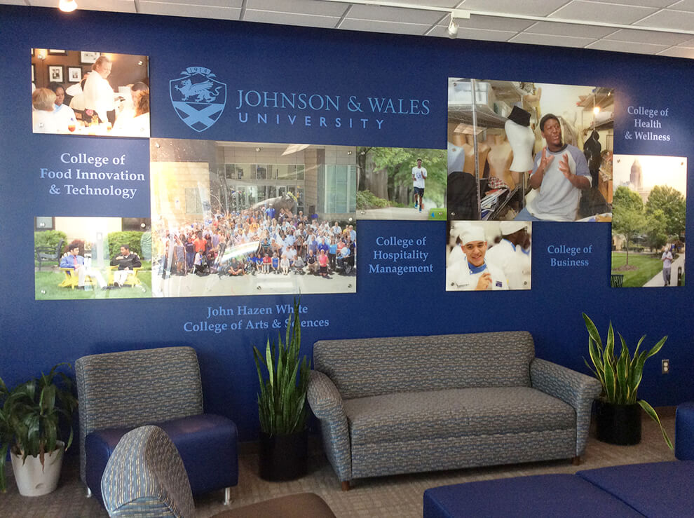 Custom Lobby Signs for Louisville Companies