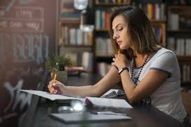 What Is The Difference Between A CV And A Resume?