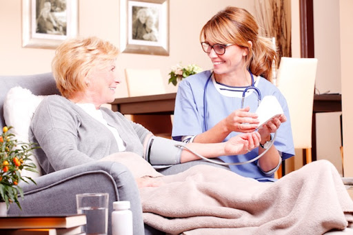 Choose The Best Senior Home Care Services Nearby!