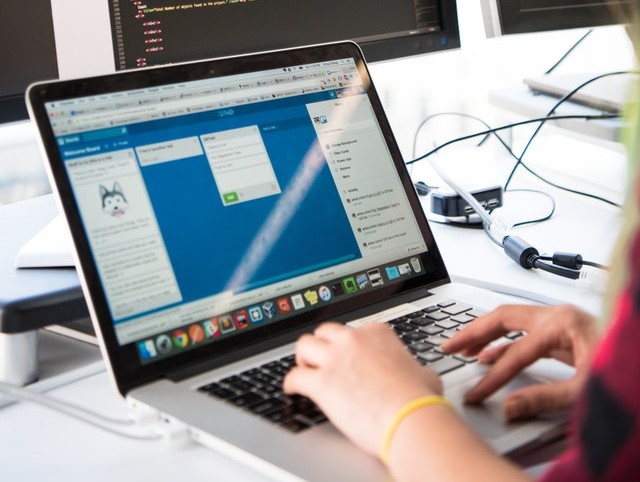 Online dissertation help: The best solution to challenging dissertation writing in the shortest time