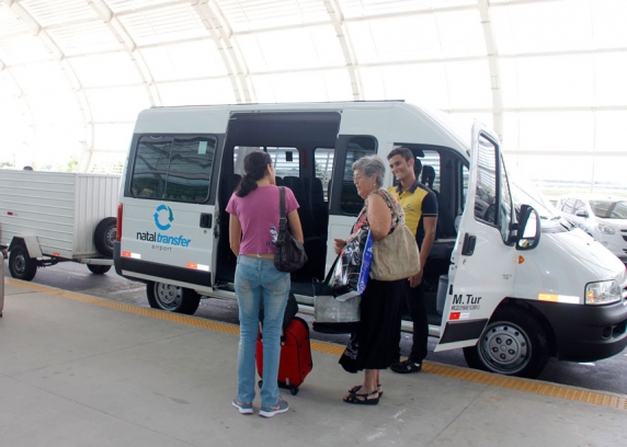 Experience The Luxury of Chauffeur Cars