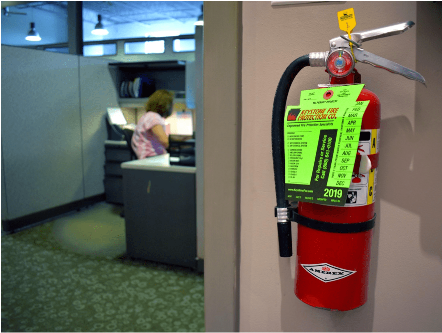 Tips on Properly Using a Fire Extinguisher