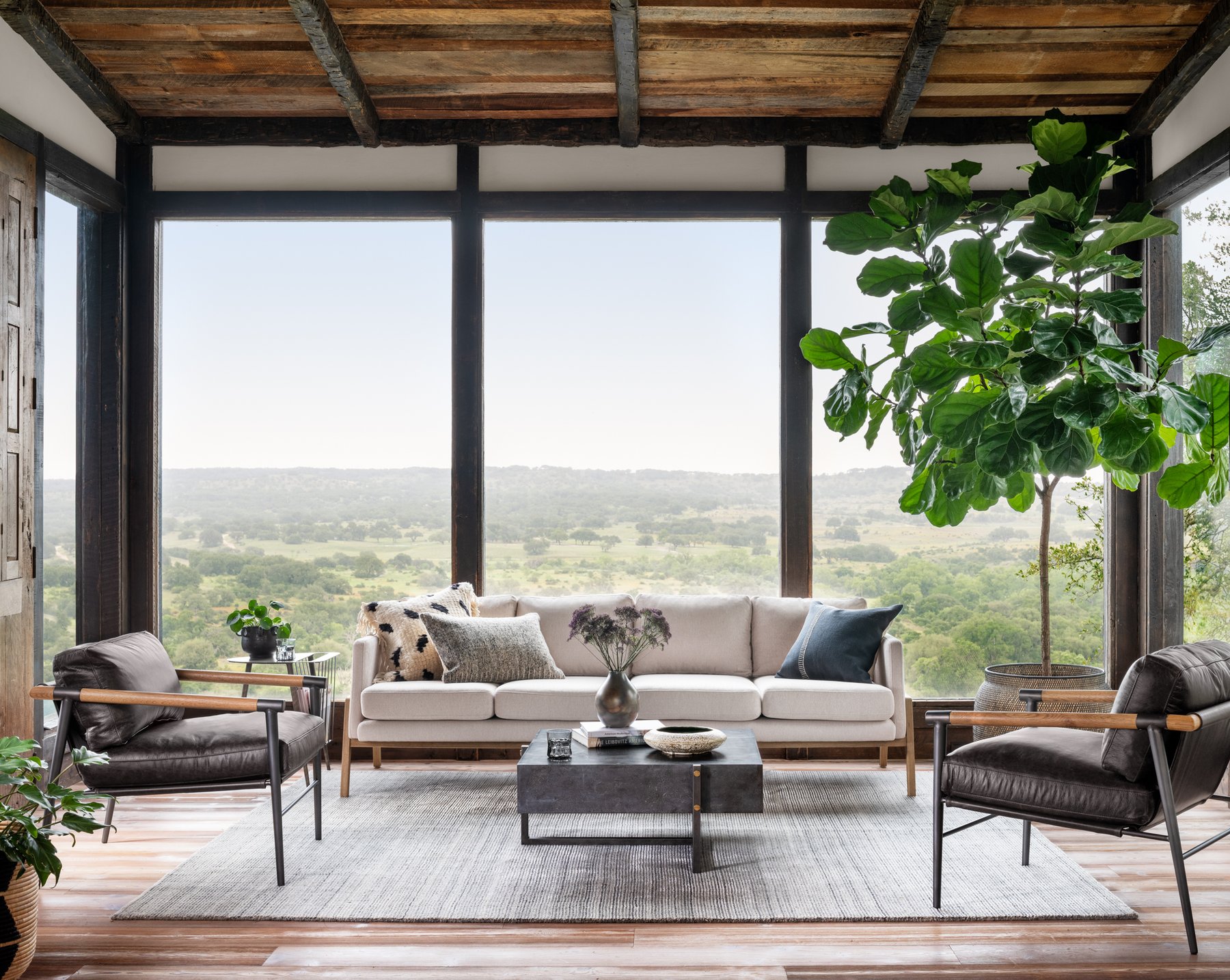 How to choose a sled coffee table for your home