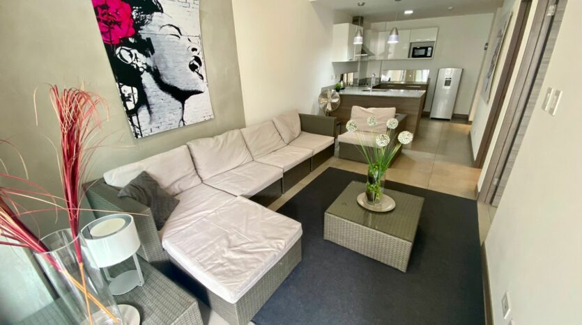 Se Vende Apartamento Amoblado en Barrio Escalante