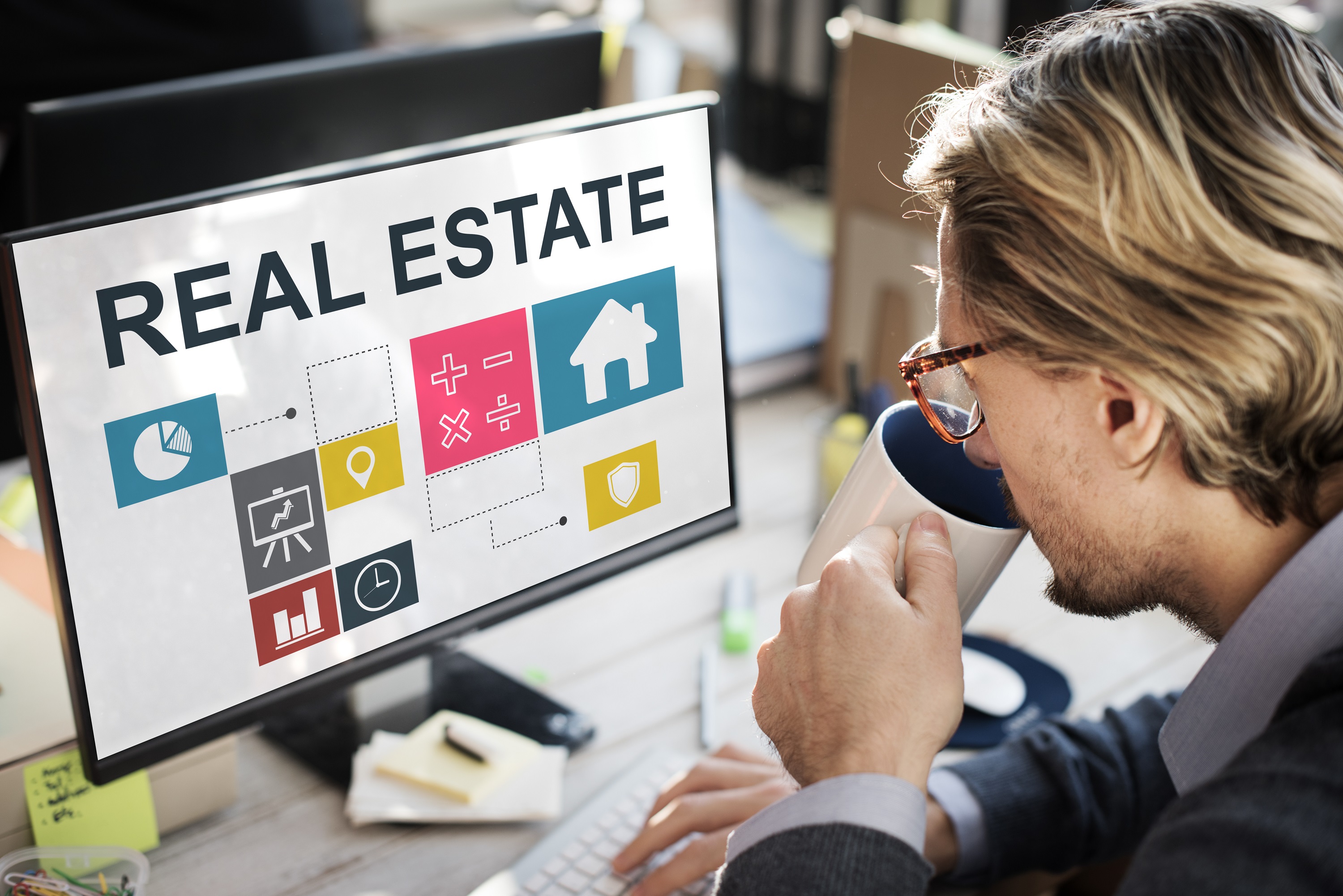 Navigating the Digital Frontier: Why Choose an Online Real Estate Broker?