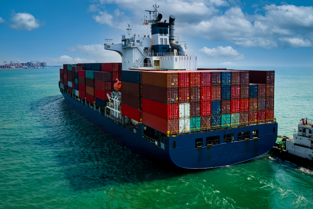 Choosing the Best Shipping Companies for Moving Boats: Expert Tips and Services 