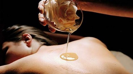 What are the advantages of oil massage during pregnancy?