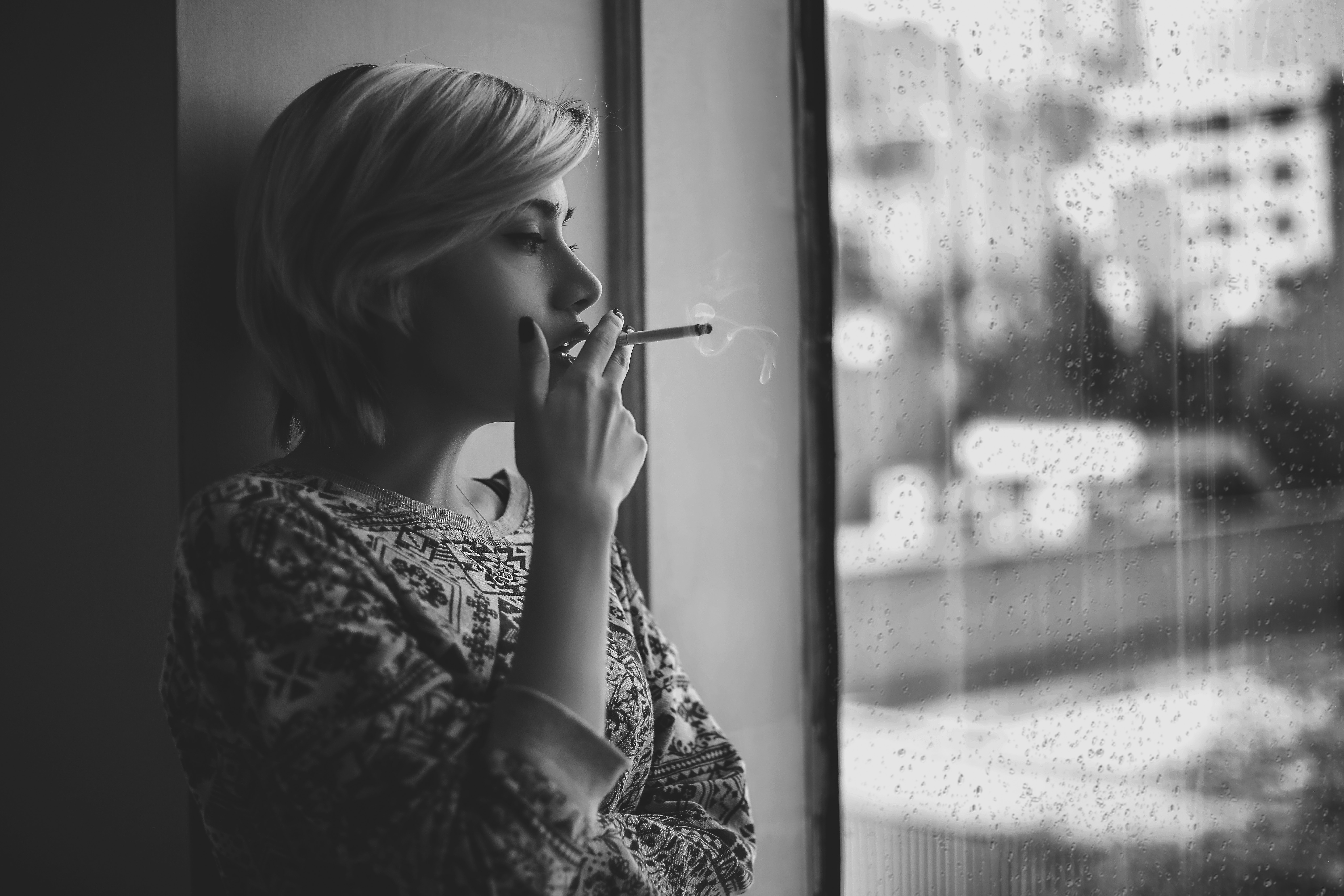 Prescription medicines that block nicotine receptors in the brain and help individuals quit smoking are known as smoking cessation and nicotine de-addiction products.
