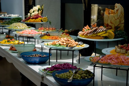 Multiple Reasons to Hire a Catering Company for an Event
