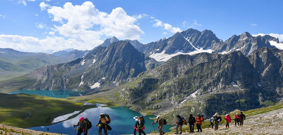 Things to Keep in mind while booking Tour Packages of Kashmir