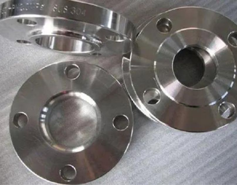 Stainless Steel Flanges Applications and Advantages by Nitech Stainless Inc 