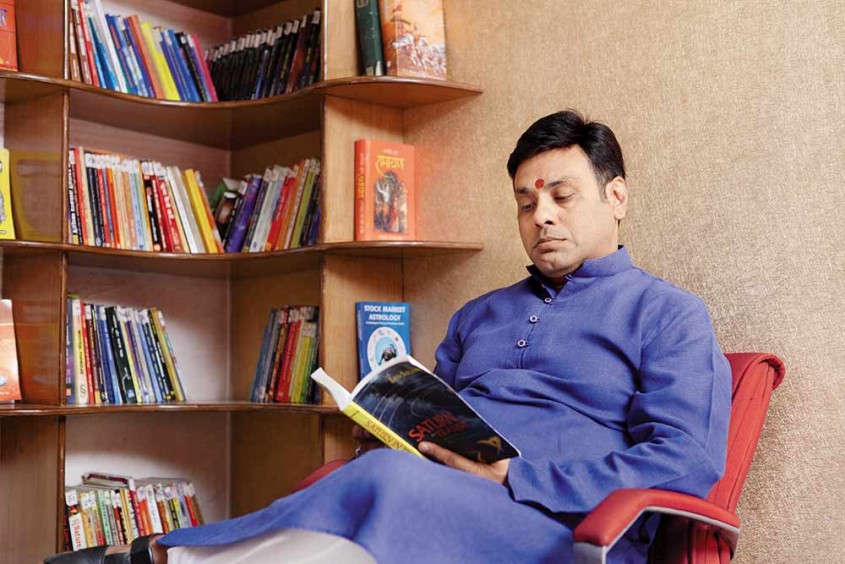 Good online astrology software site: Dr. Vinay Bajrangi