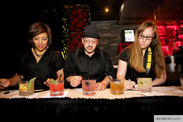We offer a Complete Course on Bartending, Beverage Management and Consultation