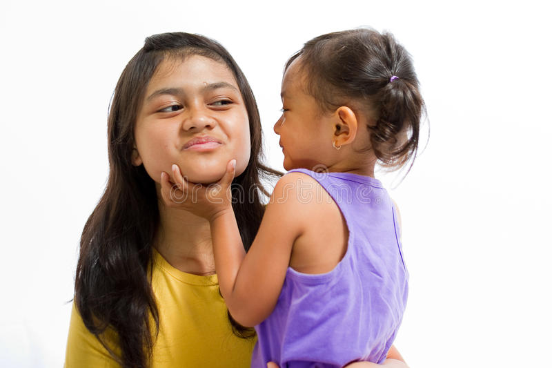 All Types Full Time House Maid Services Available in All over India