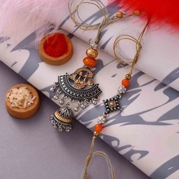 Best rakhi hampers for sister on Raksha Bandhan