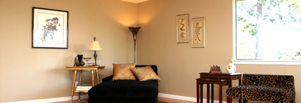 Understanding The Difference Between Kitchen Cabinet Refinishing And Painting