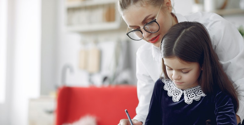 How 'Online Assignment Help' Assists Students in Reducing Work Pressure?