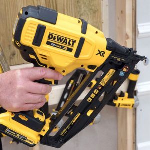 CORDLESS NAIL GUNS 