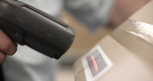 How Digital Barcode Reader Technology Improves Supply Chain Logistics