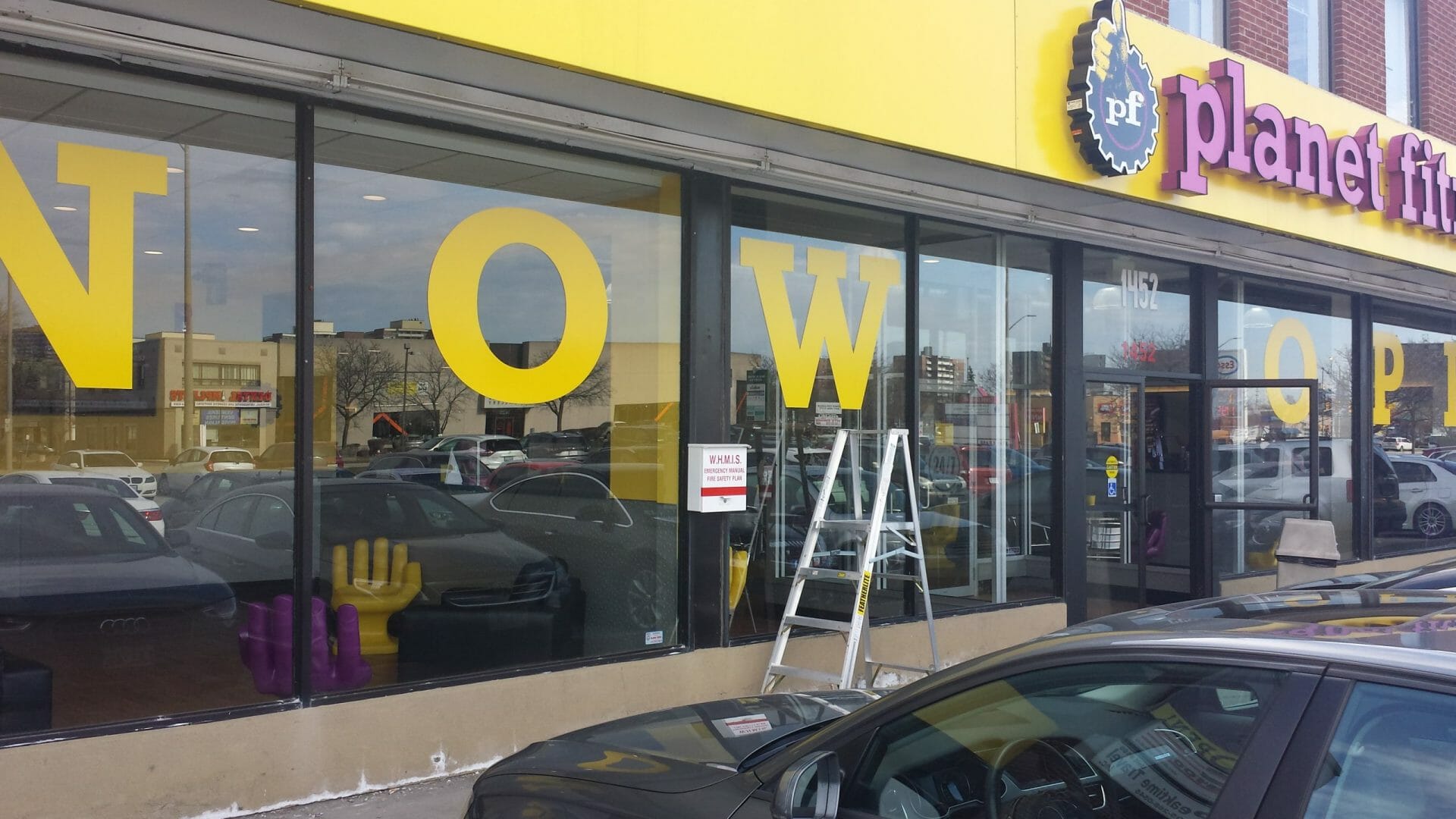 Professional Decals in Oakville for Business Branding & Visual Impact