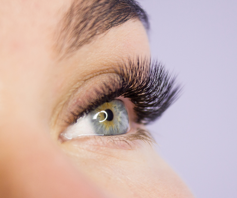 Does a Lash Lift Damage Natural Lashes?