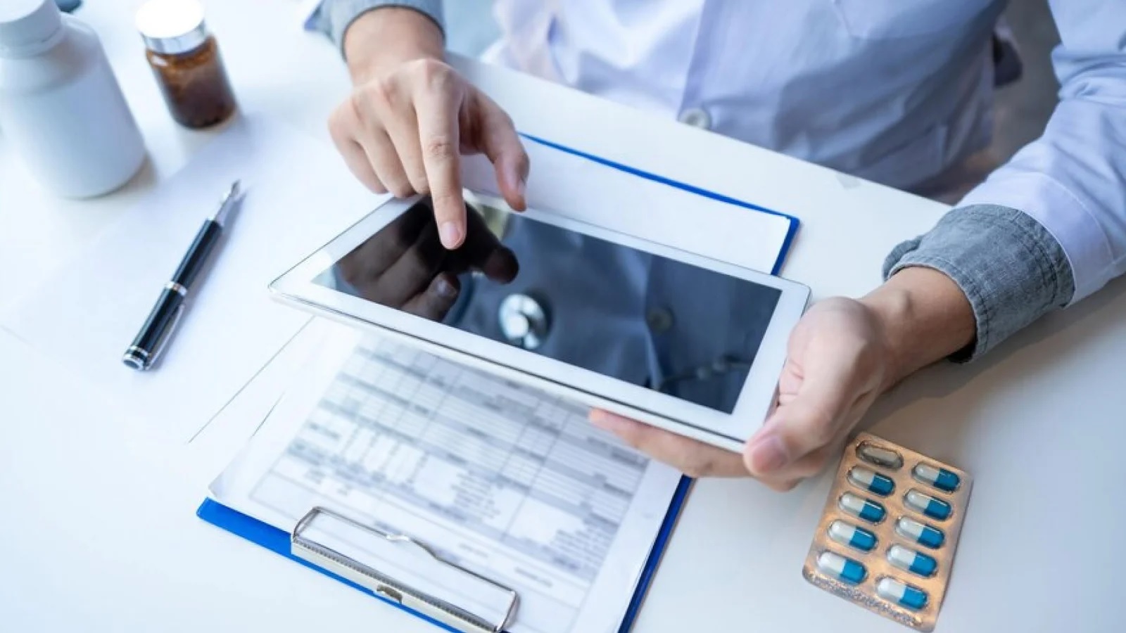 Transforming Medicine: Advancing Research with Decentralized Data