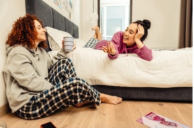 What is the best way to make friends in a new city
