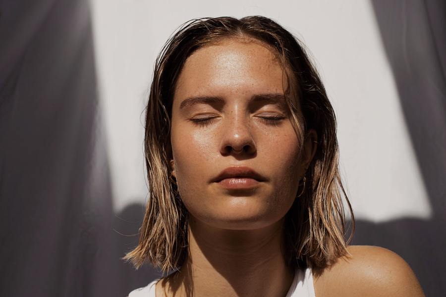 The Science Behind Ultrasonic Massaging and How it Can Help De-stress Skin