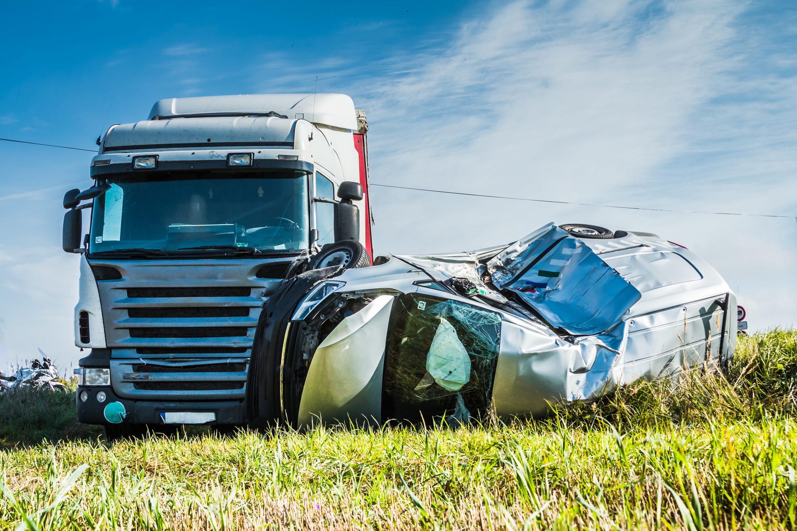 Essential things to do when contacting a Florida truck accident lawyer
