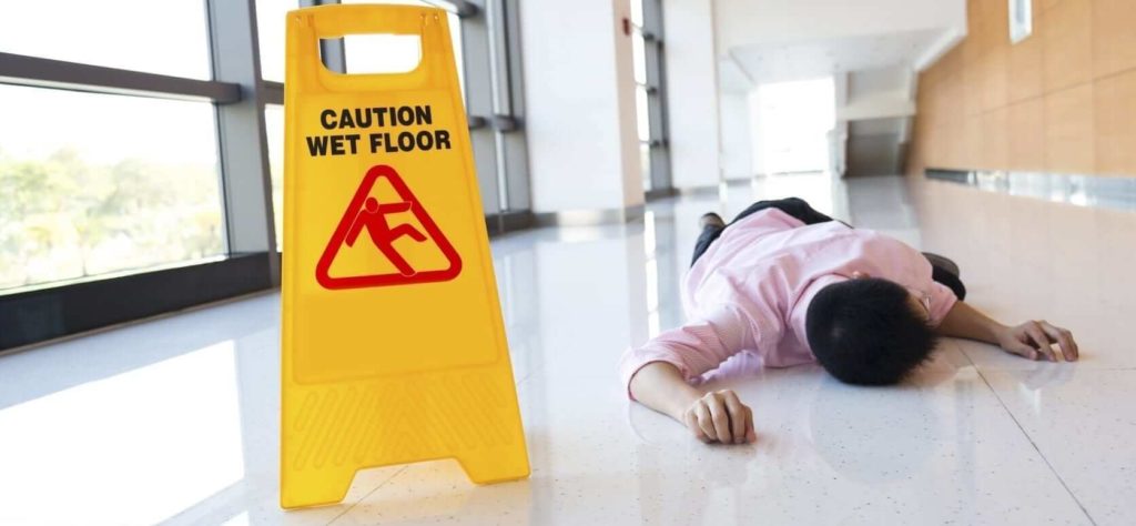 How a Slip and Fall Lawyer Can Help You Win a Slip and Fall Settlement