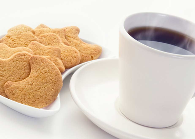 How to Whiten Your Teeth Naturally