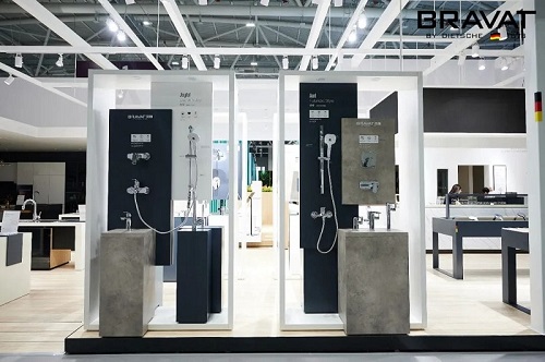 pull out kitchen faucet