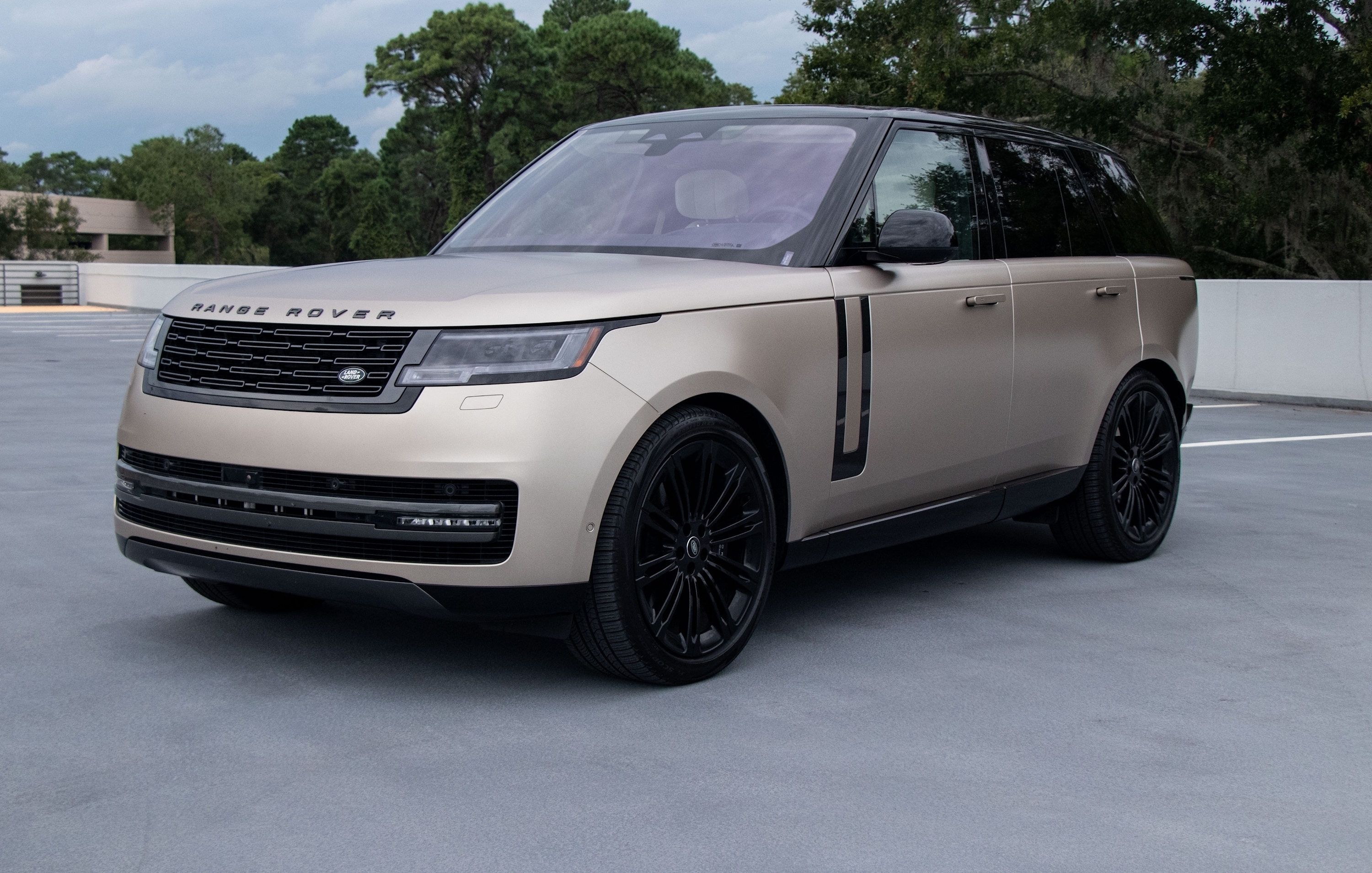 Driven: 2022 Land Rover Range Rover Embarrasses Other Luxury SUVs