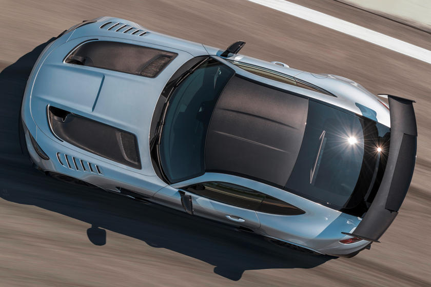 How Carbon Fiber Is Used In Automotive Applications