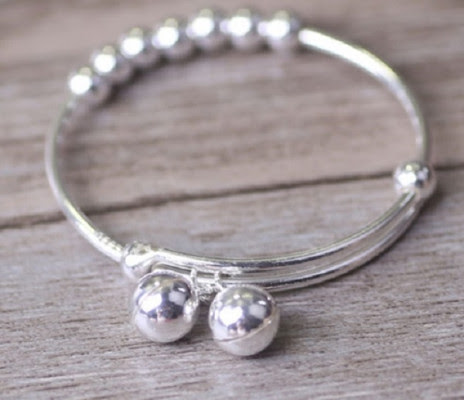 Nhìn thấy vòng chân trong giấc mơ