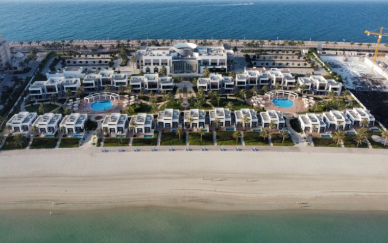 Short Term Rental Villas in Palm Jumeirah best for small-sized groups