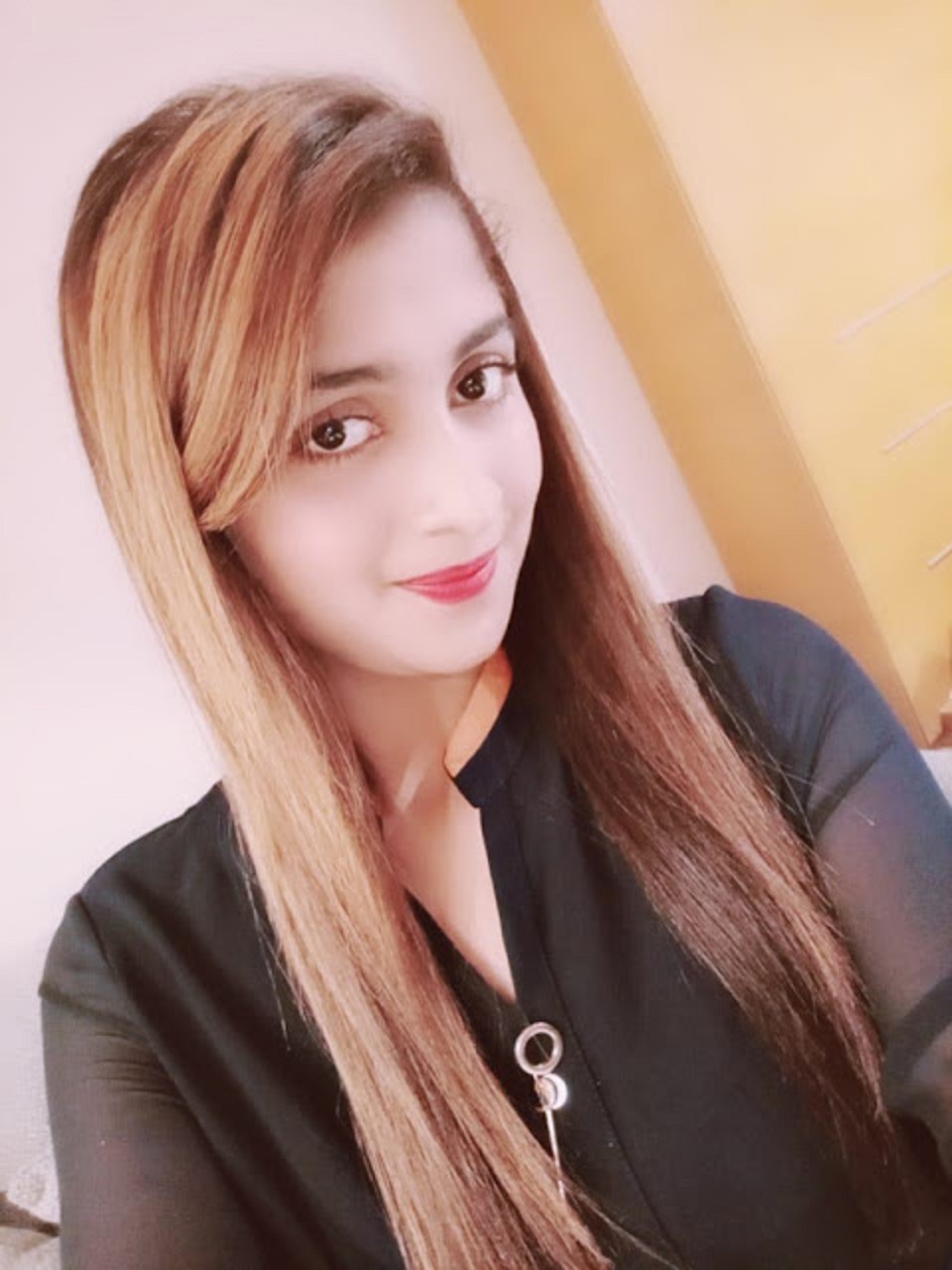 Skilled and Lovely Call Girls in Karachi