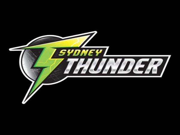 Sydney Thunder take big step in WBBL title defence