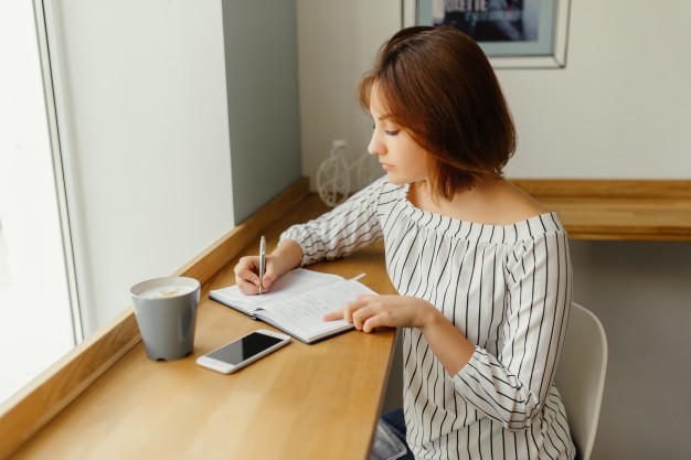 Article Writing Experts in Dubai