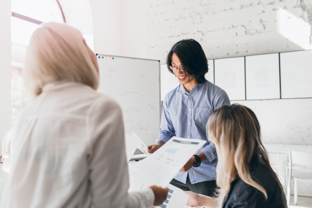 Informative article writing in Dubai for Business Promotion