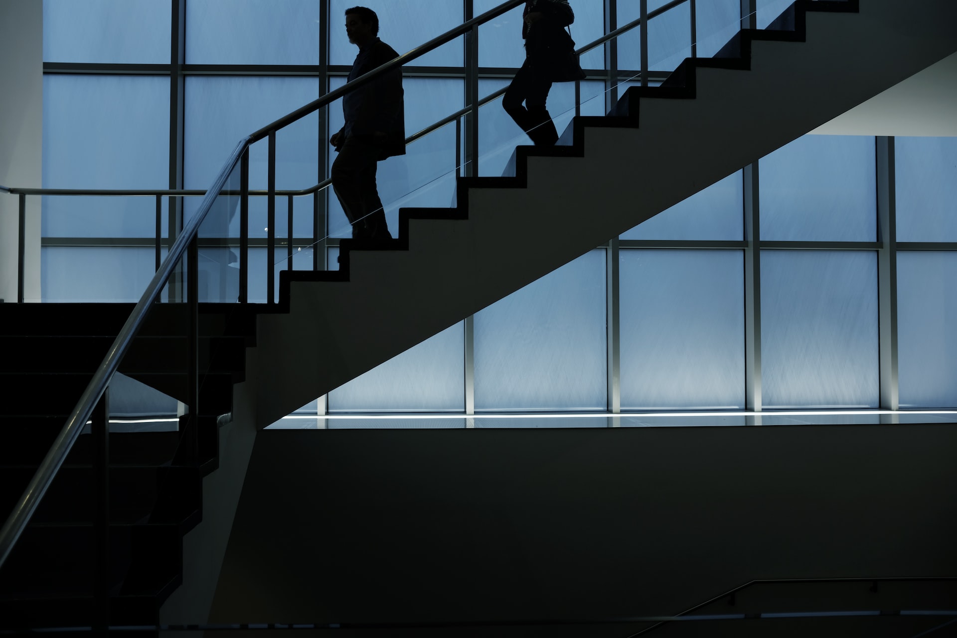 Enhancing Toronto Spaces: Innovative Aluminum Railings for Modern Elegance