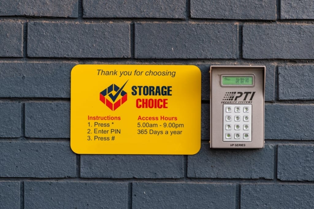 Glassware Packing and Storage